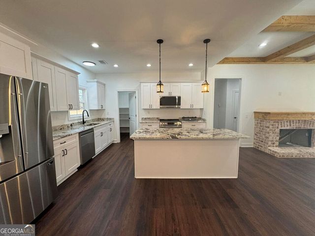 230 Woodland Heights Road, Dublin, GA 31021