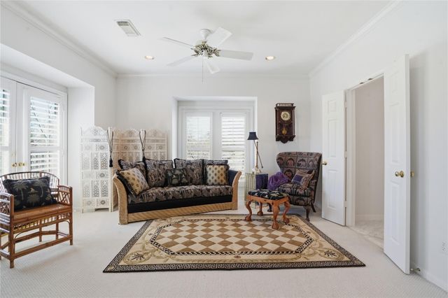 285 Sugarberry Circle, Houston, TX 77024