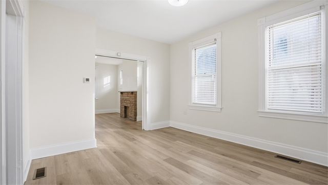 115 Locust St, Scott Twp, PA 15106