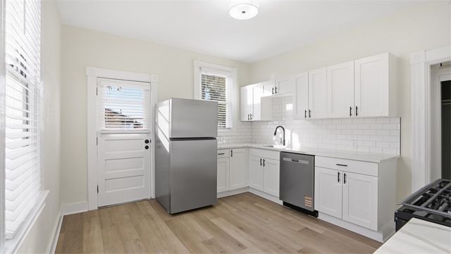 115 Locust St, Scott Twp, PA 15106