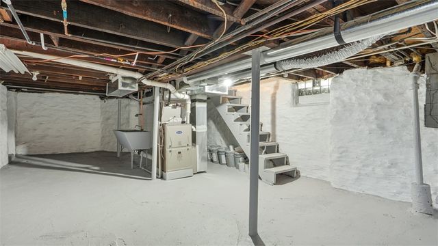 115 Locust St, Scott Twp, PA 15106