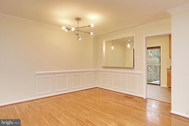 5440 BARRISTER PL, Alexandria, VA 22304