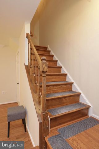 5440 BARRISTER PL, Alexandria, VA 22304