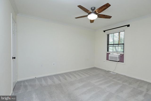 5440 BARRISTER PL, Alexandria, VA 22304