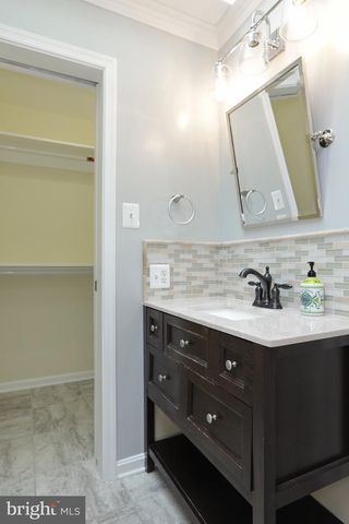 5440 BARRISTER PL, Alexandria, VA 22304