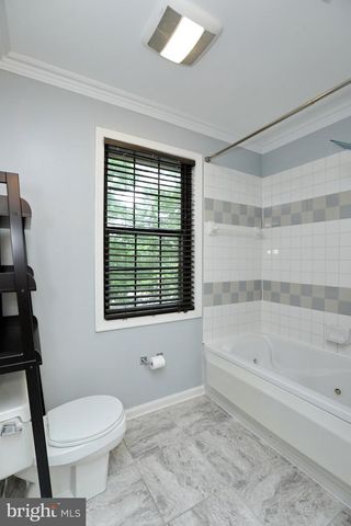 5440 BARRISTER PL, Alexandria, VA 22304