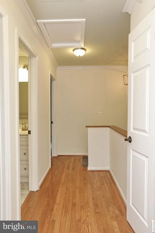 5440 BARRISTER PL, Alexandria, VA 22304