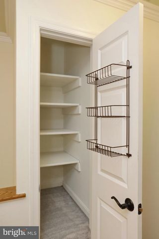 5440 BARRISTER PL, Alexandria, VA 22304