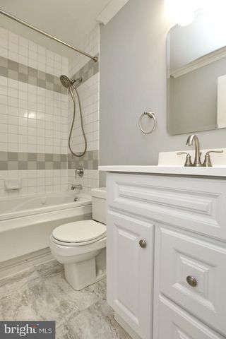 5440 BARRISTER PL, Alexandria, VA 22304