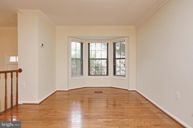 5440 BARRISTER PL, Alexandria, VA 22304