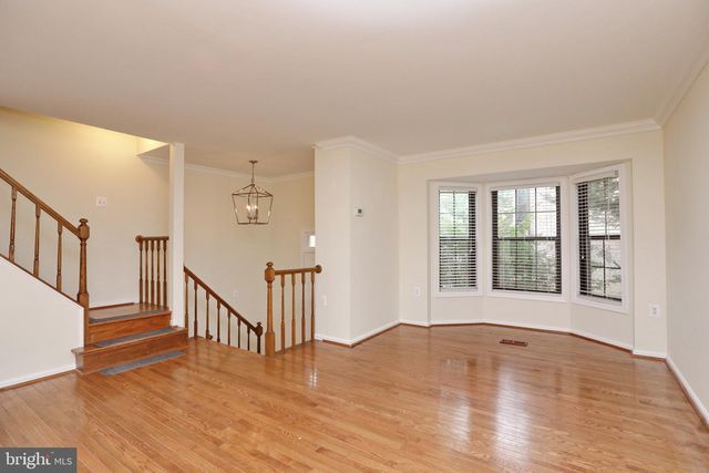 5440 BARRISTER PL, Alexandria, VA 22304