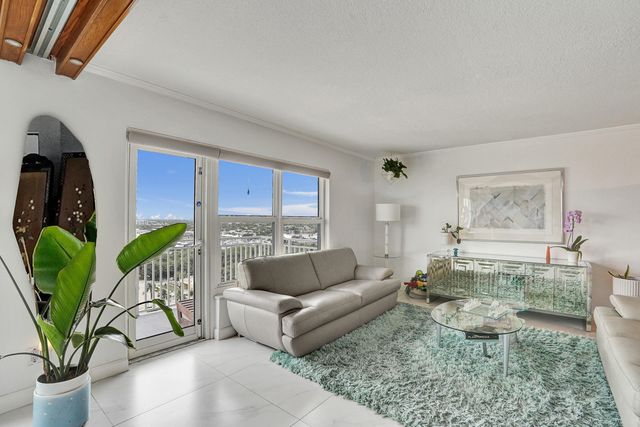 3000 E Sunrise Boulevard 14f, Fort Lauderdale, FL 33304