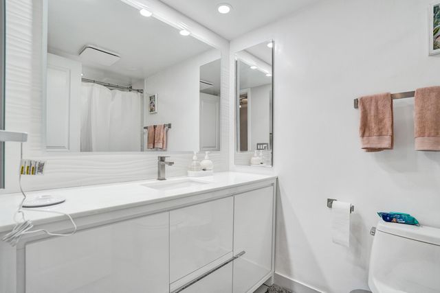 3000 E Sunrise Boulevard 14f, Fort Lauderdale, FL 33304