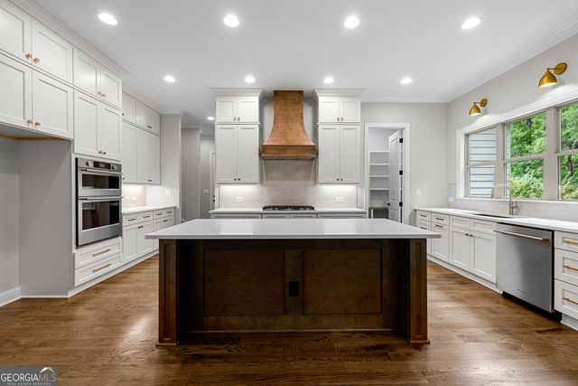 118 Sunny Point Circle, Lagrange, GA 30240