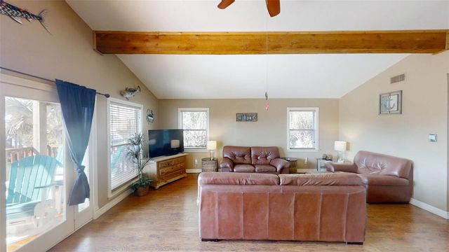 211 Anchor Drive, Freeport, TX 77541