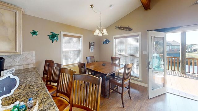 211 Anchor Drive, Freeport, TX 77541