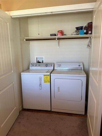 211 Anchor Drive, Freeport, TX 77541