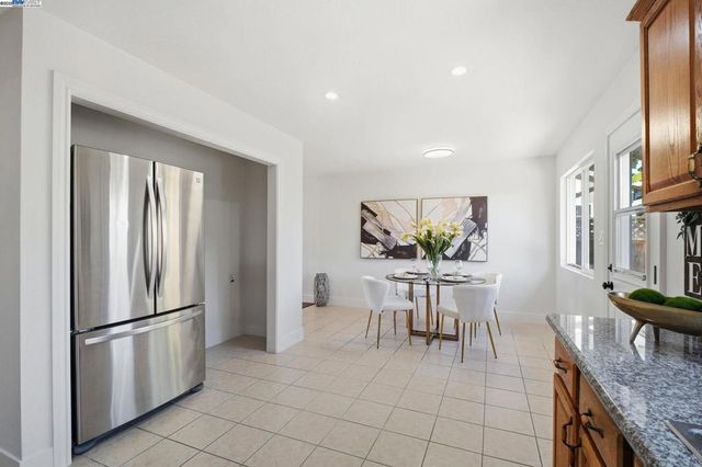 4422 Stevenson Blvd, Fremont, CA 94538