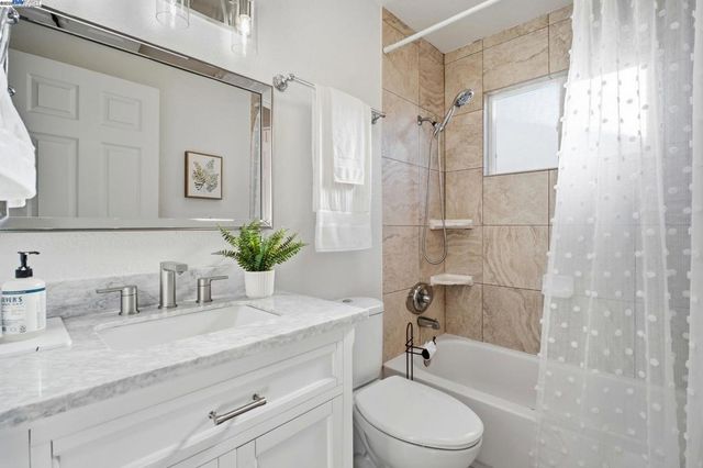 4422 Stevenson Blvd, Fremont, CA 94538