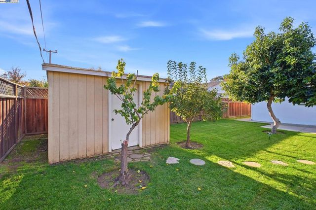 4422 Stevenson Blvd, Fremont, CA 94538