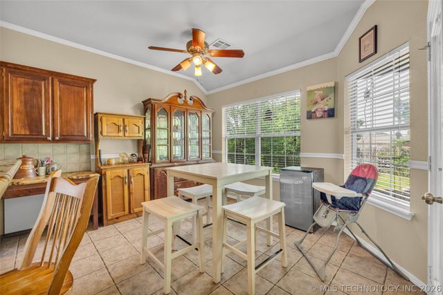 6304 E Galveston Street, Broken Arrow, OK 74014