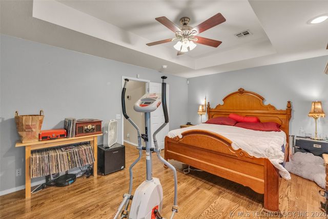6304 E Galveston Street, Broken Arrow, OK 74014
