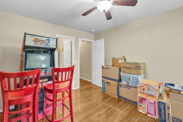 6304 E Galveston Street, Broken Arrow, OK 74014