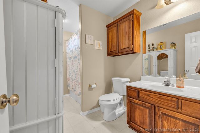6304 E Galveston Street, Broken Arrow, OK 74014