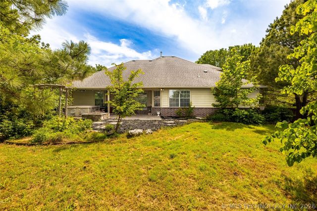 6304 E Galveston Street, Broken Arrow, OK 74014