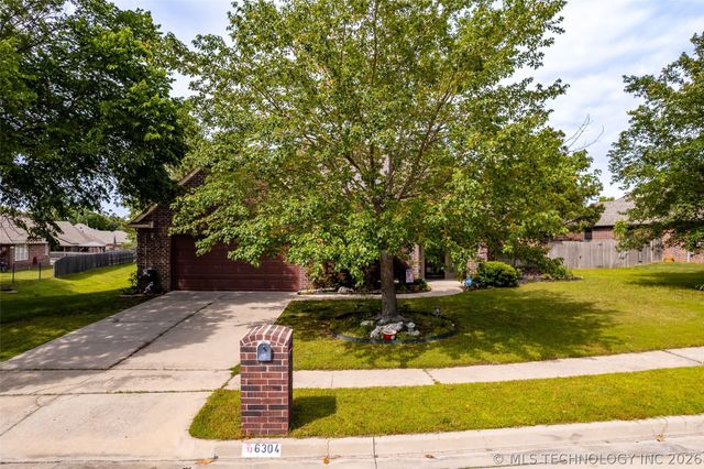 6304 E Galveston Street, Broken Arrow, OK 74014