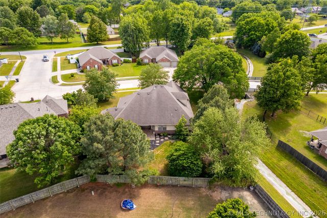 6304 E Galveston Street, Broken Arrow, OK 74014