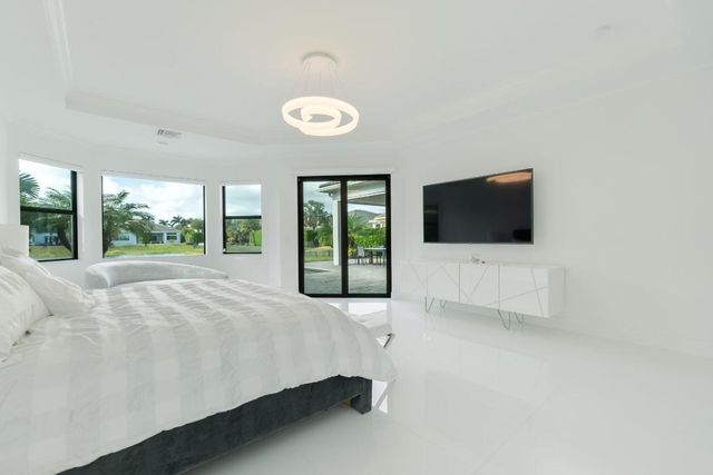 6950 NW 27th Avenue, Boca Raton, FL 33496