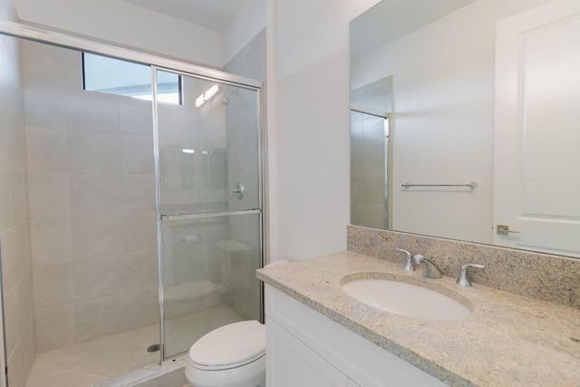 6950 NW 27th Avenue, Boca Raton, FL 33496