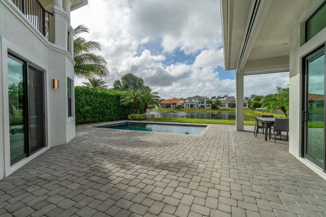 6950 NW 27th Avenue, Boca Raton, FL 33496