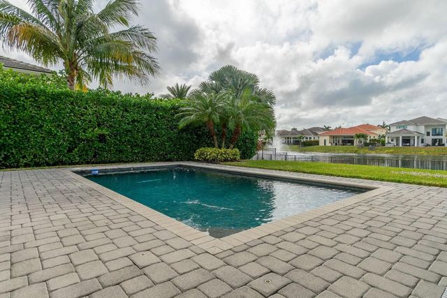 6950 NW 27th Avenue, Boca Raton, FL 33496