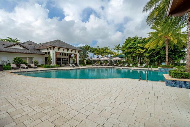 6950 NW 27th Avenue, Boca Raton, FL 33496