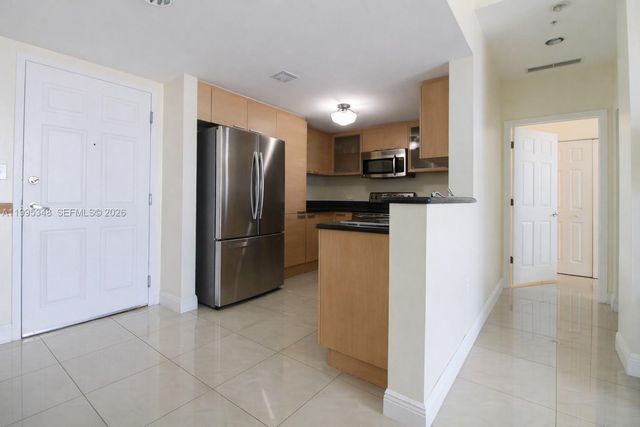 140 S Dixie Hwy 1019, Hollywood, FL 33020