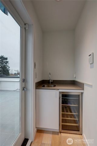 3931 California Avenue SW, Seattle, WA 94116