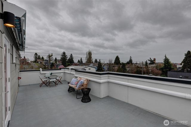 3931 California Avenue SW, Seattle, WA 94116