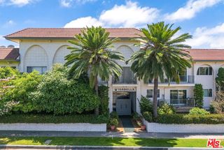 5376 Fairview Boulevard 102, Los Angeles, CA 90056