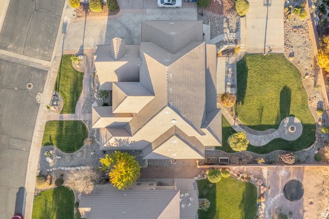 3033 S LIMESTONE CIR, St. George, UT 84790