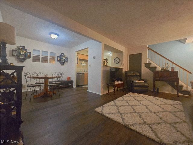 3023 Ivy Hill Circle D, Cortland, OH 44410