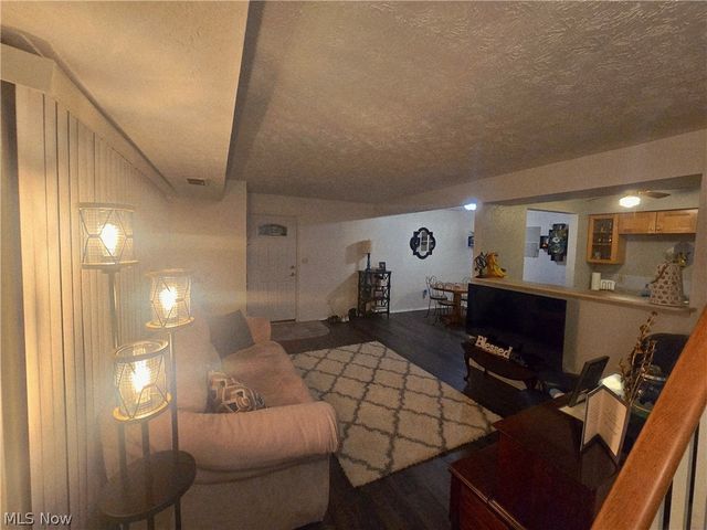 3023 Ivy Hill Circle D, Cortland, OH 44410