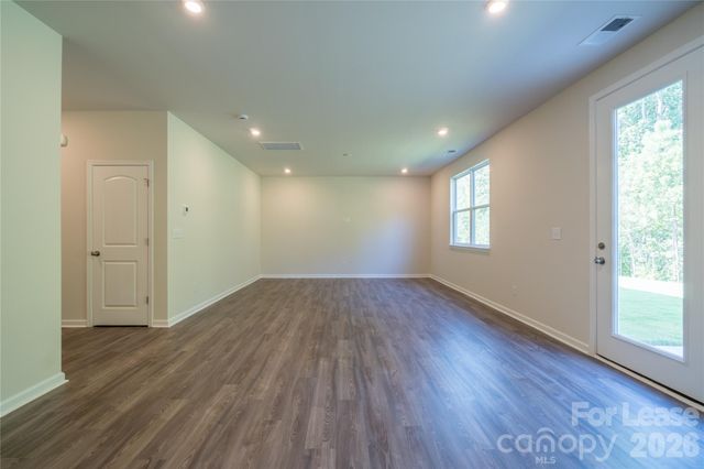 3324 Bluff Hill Lane, Charlotte, NC 28215