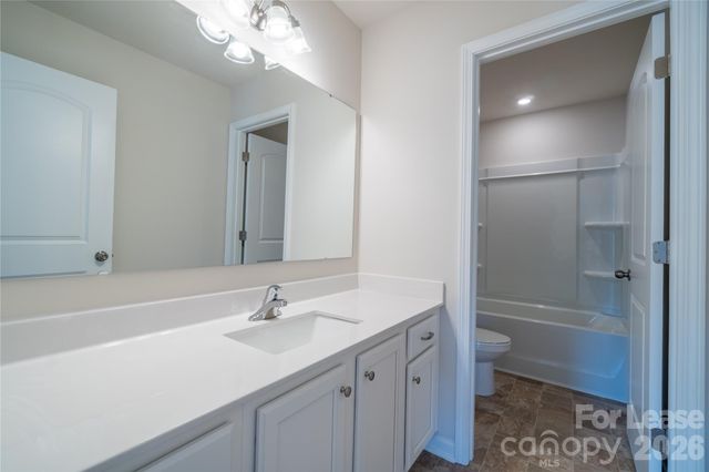 3324 Bluff Hill Lane, Charlotte, NC 28215