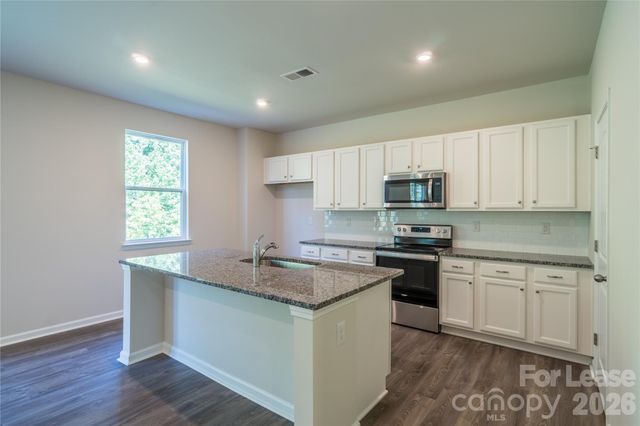 3324 Bluff Hill Lane, Charlotte, NC 28215