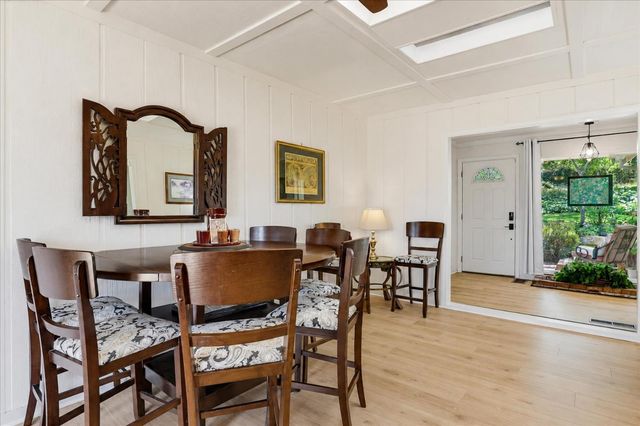 10096 Elder Dr, Grass Valley, CA 95949