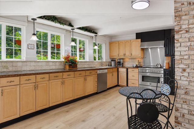 10096 Elder Dr, Grass Valley, CA 95949