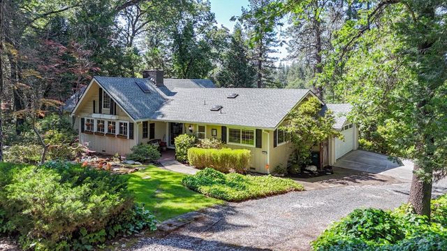 10096 Elder Dr, Grass Valley, CA 95949