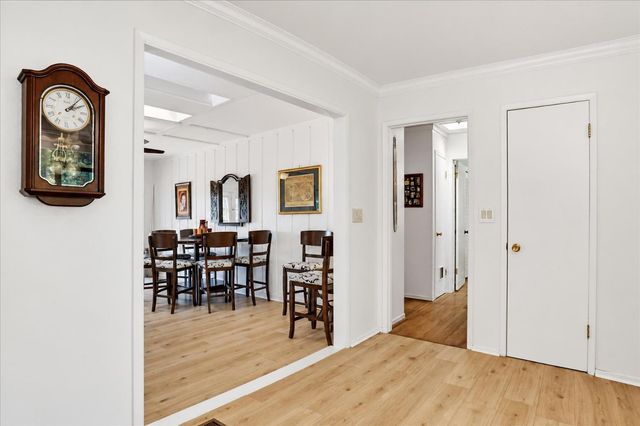 10096 Elder Dr, Grass Valley, CA 95949